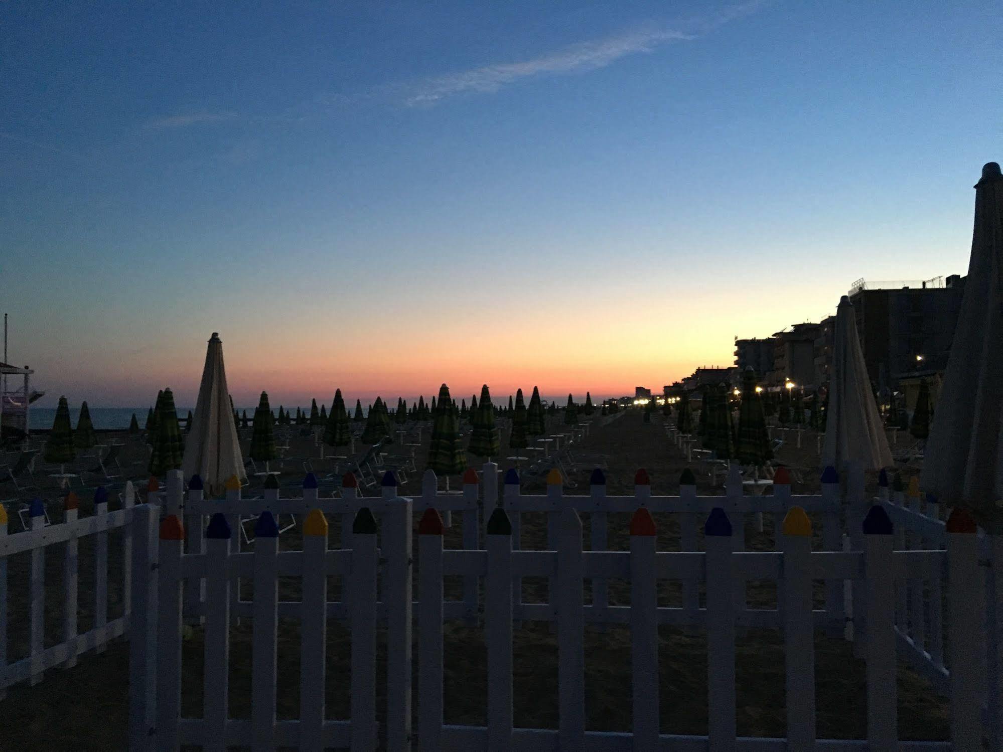 Hotel Bellariva Lido di Jesolo Exterior foto